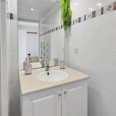 公寓 L'azur - Seaview - Ac - Tram - Wifi - Airport 尼斯