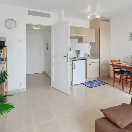 公寓 L'azur - Seaview - Ac - Tram - Wifi - Airport *