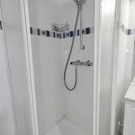 L'azur - Seaview - Ac - Tram - Wifi - Airport 尼斯