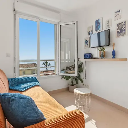 L'azur - Seaview - Ac - Tram - Wifi - Airport *